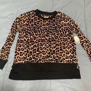 Leopard velvet top
